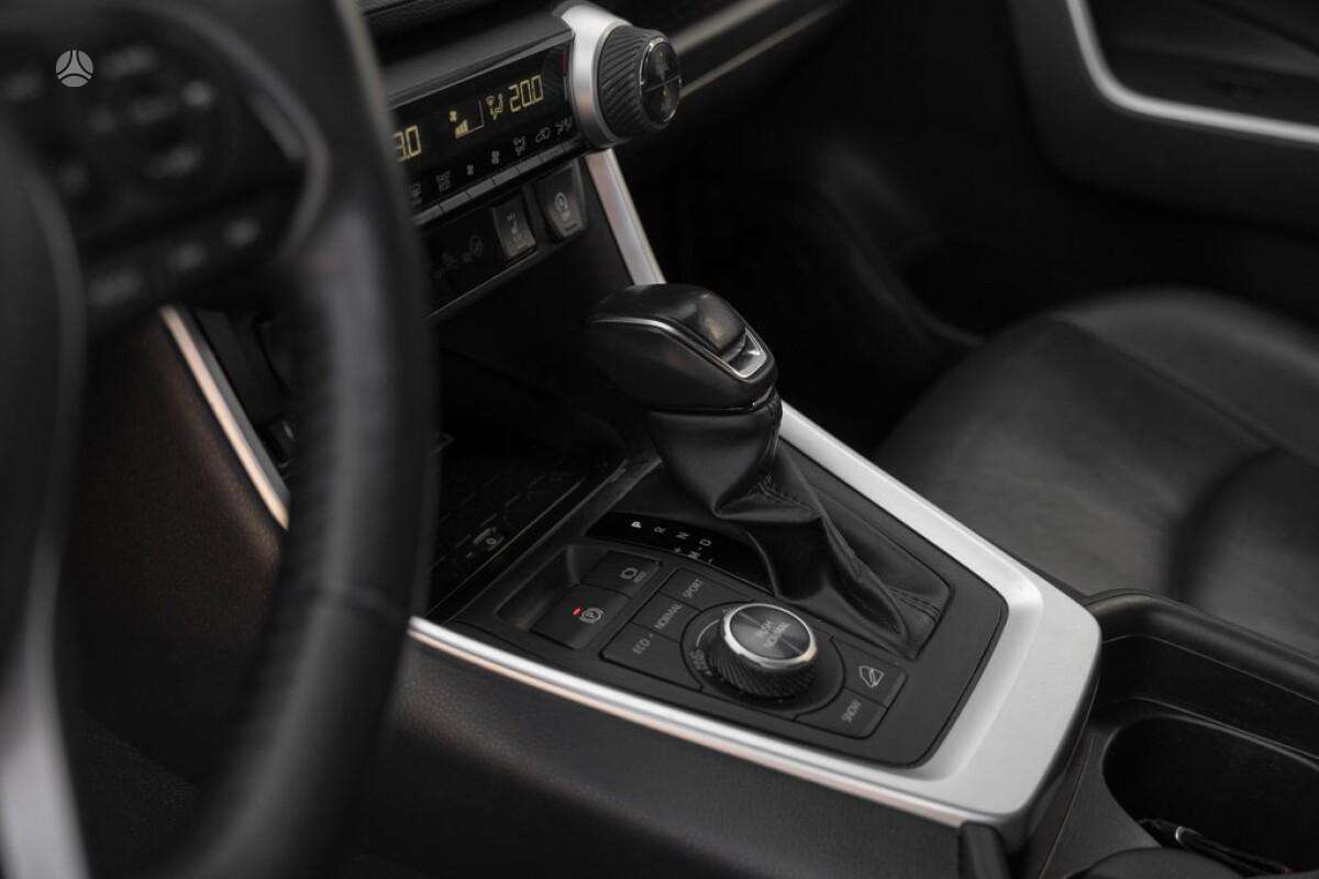 Toyota RAV4, 2.0 l., Внедорожник / Кроссовер