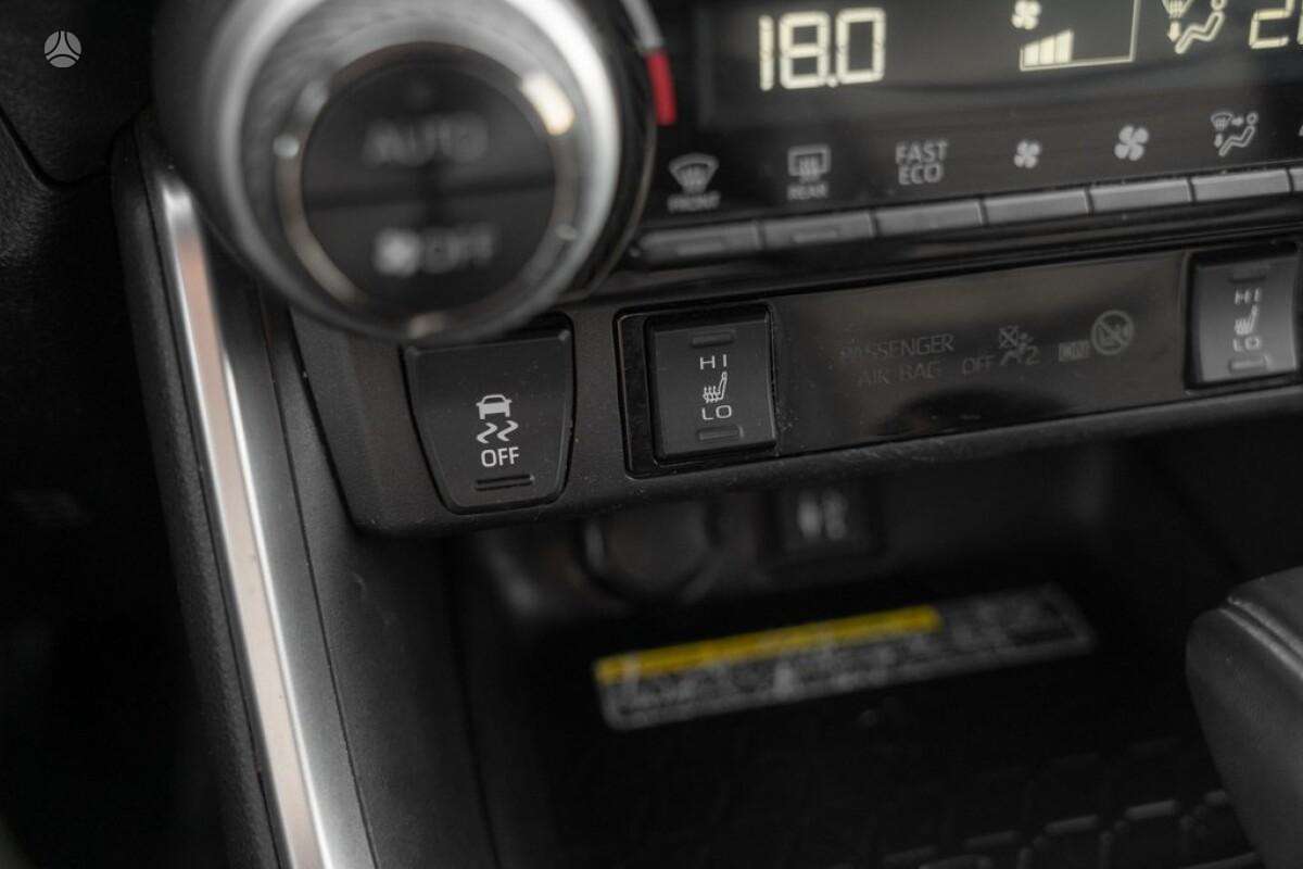 Toyota RAV4, 2.0 l., Внедорожник / Кроссовер