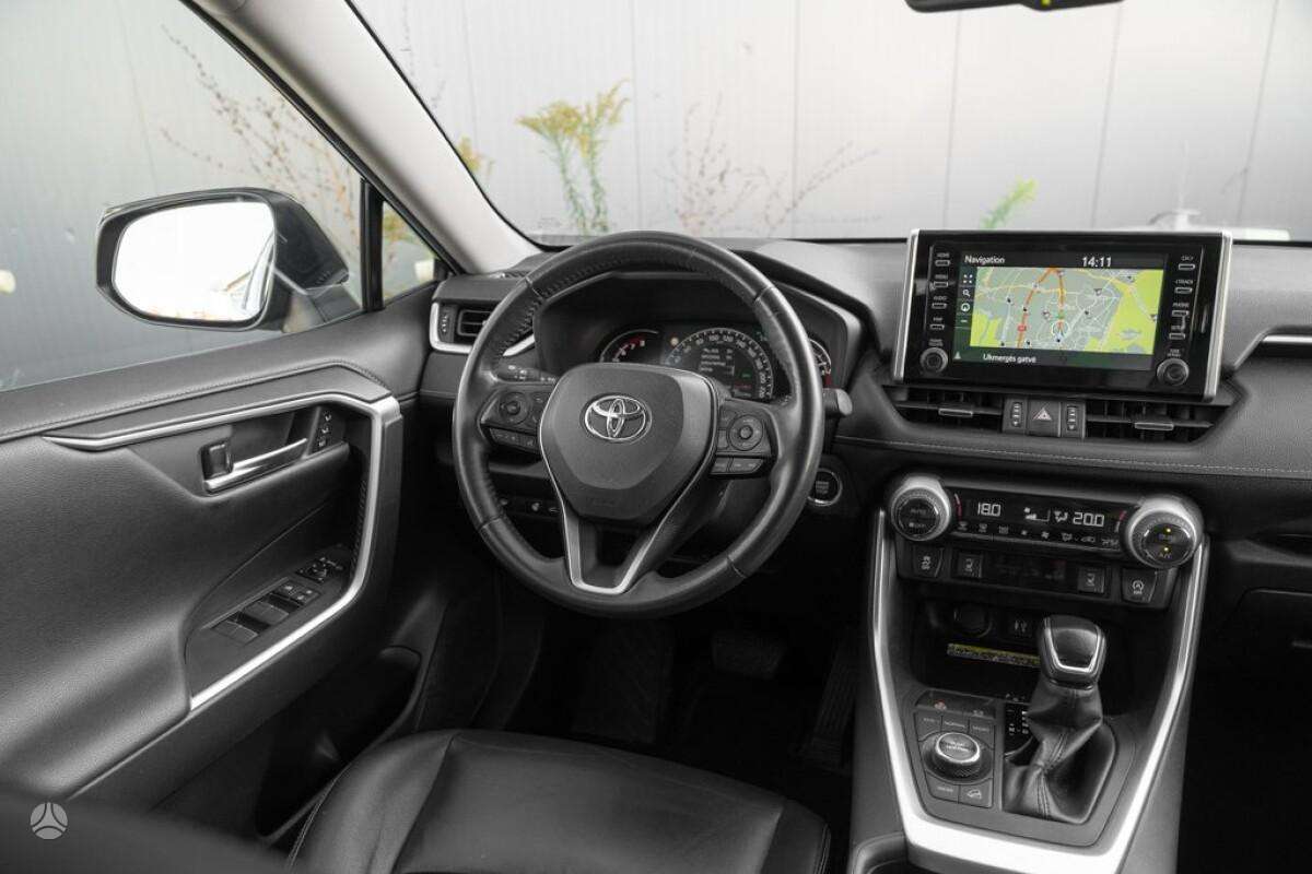 Toyota RAV4, 2.0 l., Внедорожник / Кроссовер