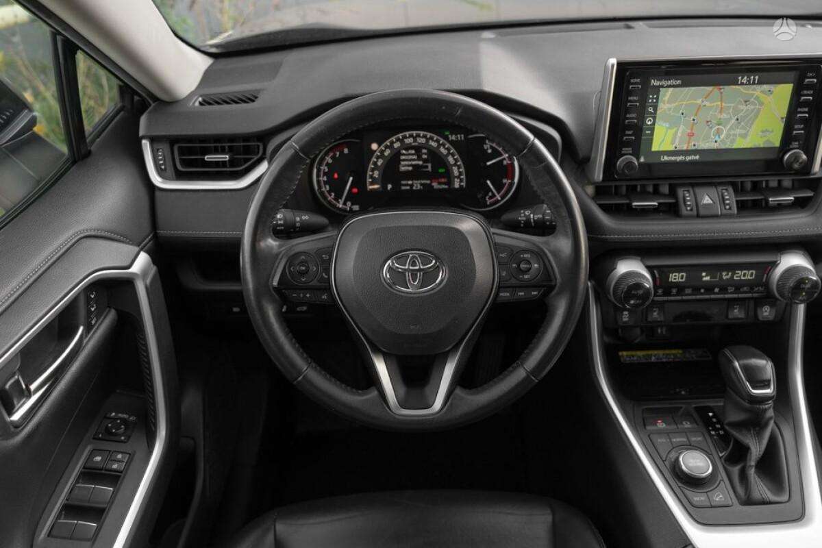 Toyota RAV4, 2.0 l., Внедорожник / Кроссовер