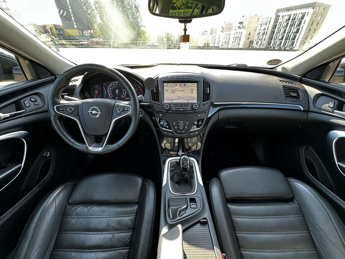 Opel Insignia, 2.0 l., wagon