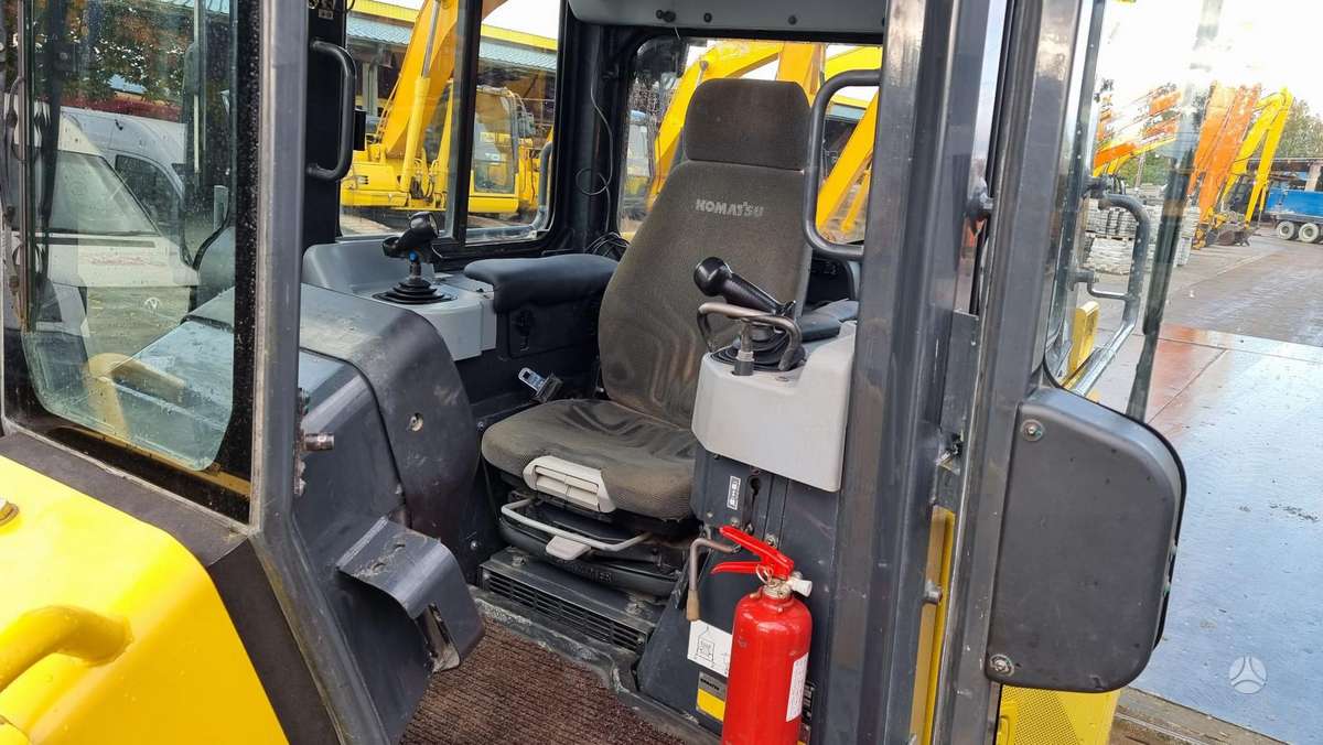 Komatsu D 51 PX-22, бульдозеры