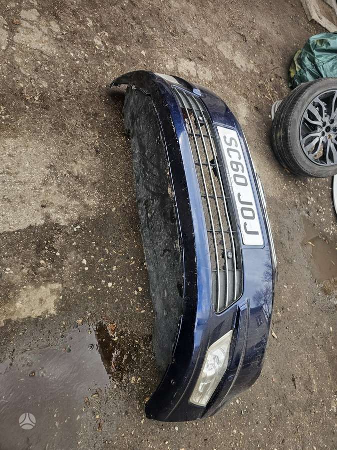 Ford Galaxy bumpers, lights