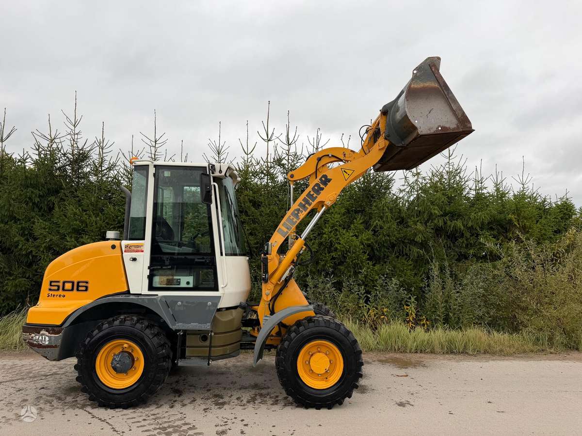 Liebherr L506 Stereo, frontal loader