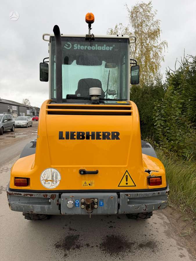 Liebherr L506 Stereo, frontal loader