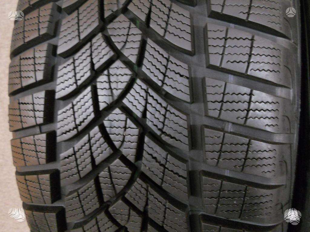 Goodyear 85% Perform. GEN-1*, всесезонные 265/40 R20