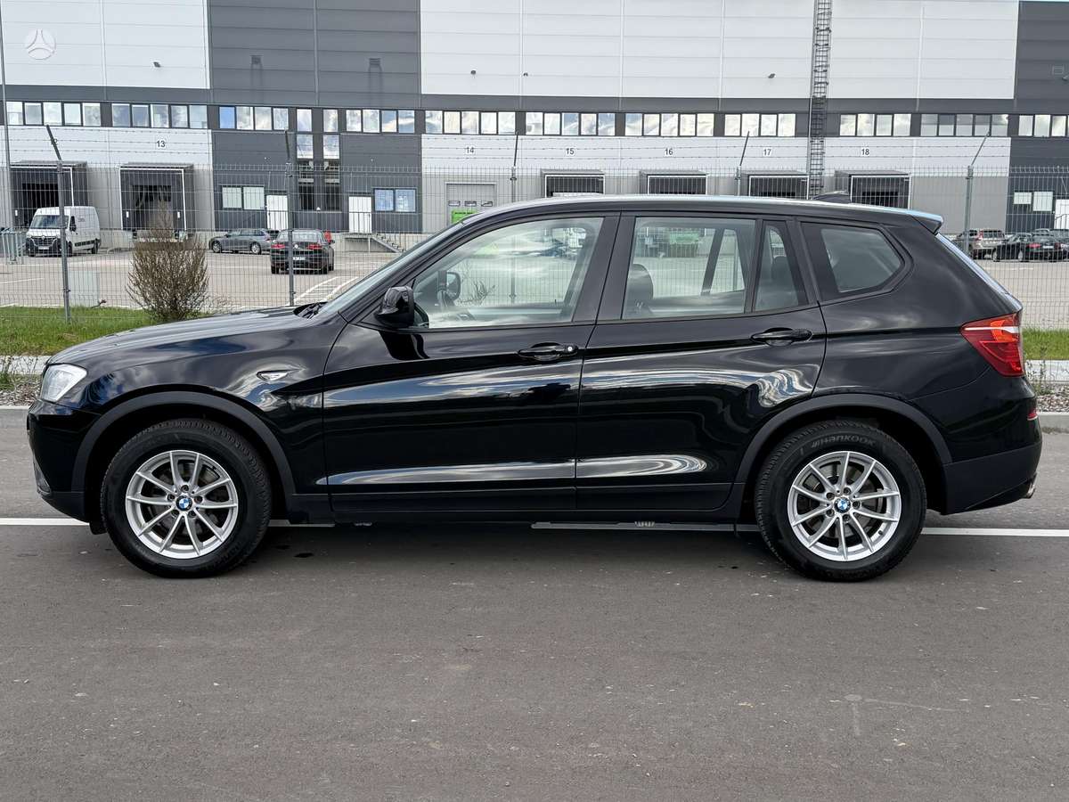BMW X3, 2.0 l., off-road / crossover