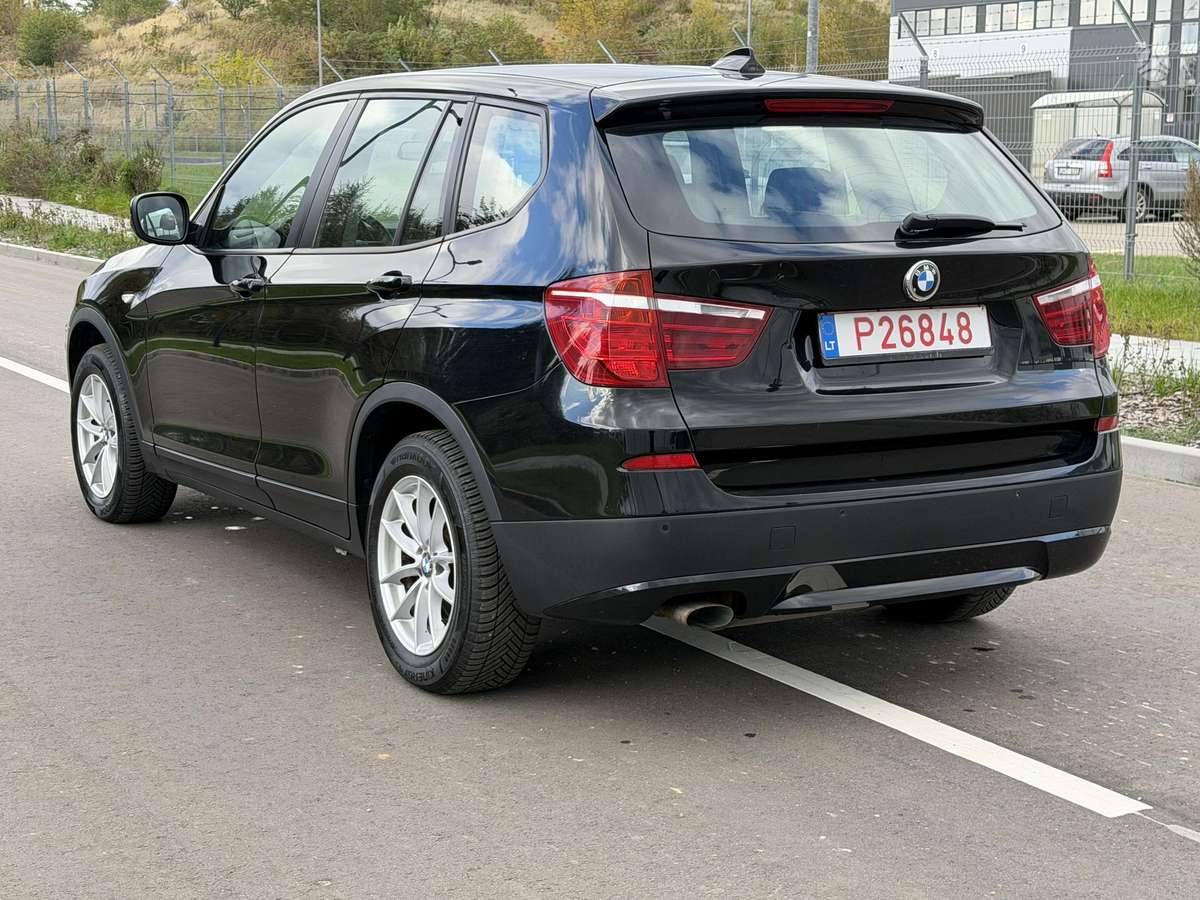BMW X3, 2.0 l., off-road / crossover