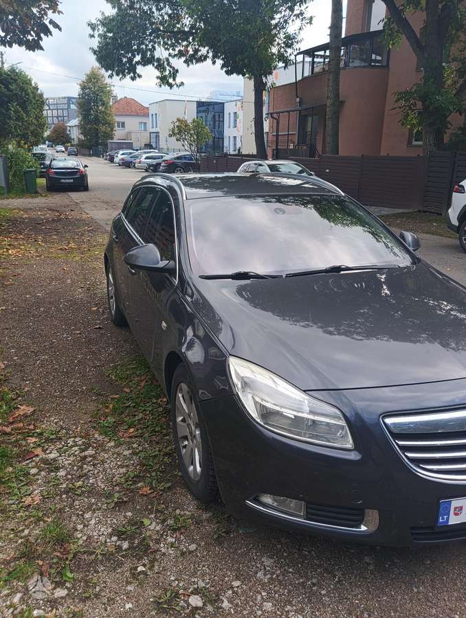 Opel Insignia, 2.0 l., wagon