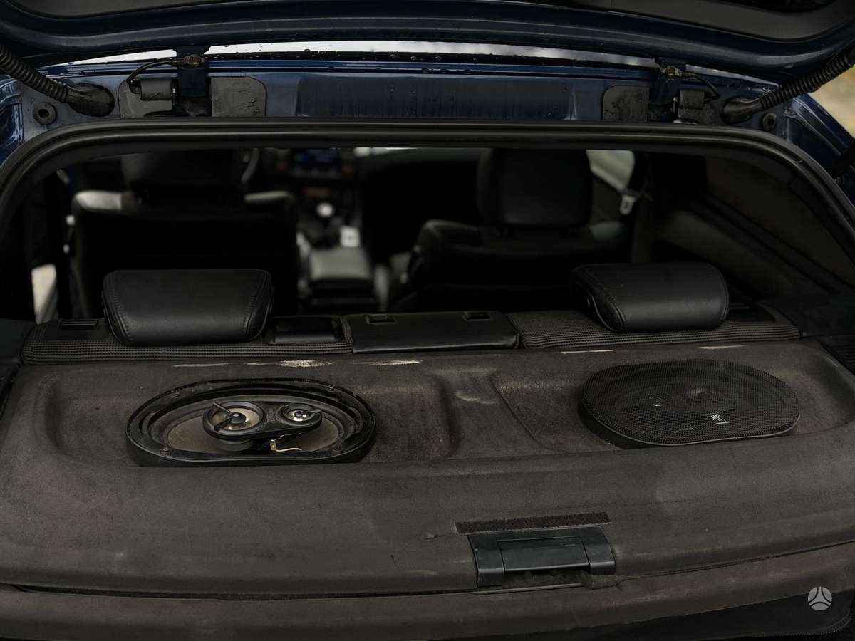 BMW 325, 2.5 l., hečbekas