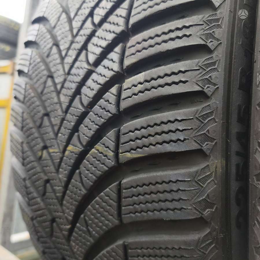 Semperit Speed grip 5, winter 225/45 R18