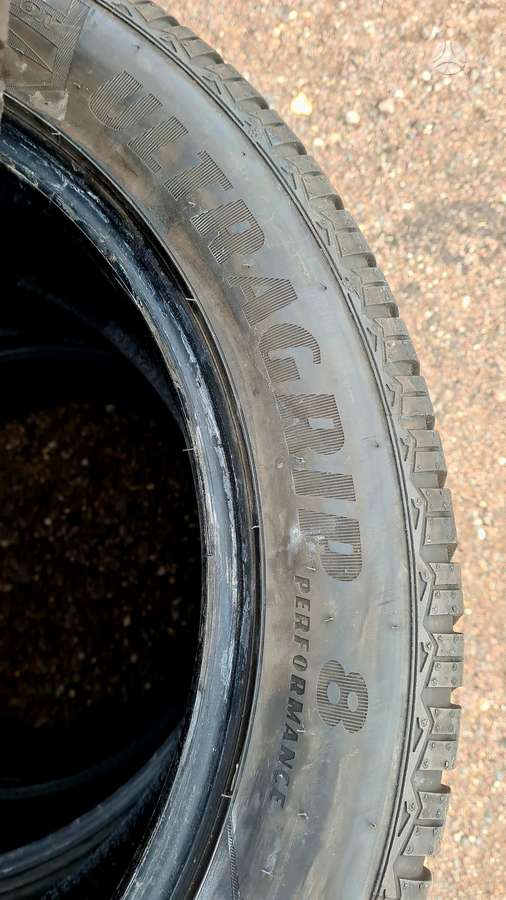 Goodyear ULTRA GRIP Perfomance 8, winter 285/45 R20