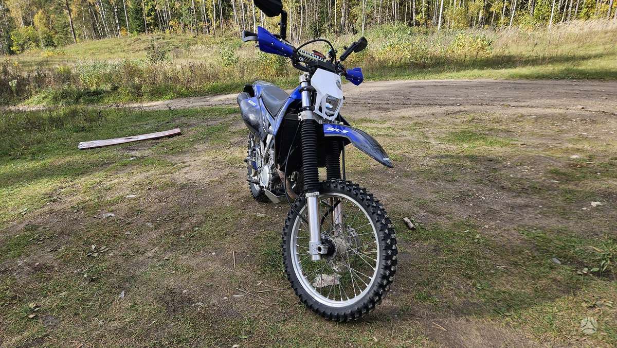 Suzuki DR-Z 398cc, enduro / adventure