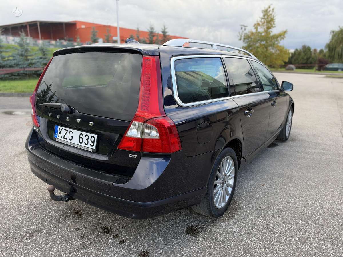 Volvo V70, 2.4 l., universalas