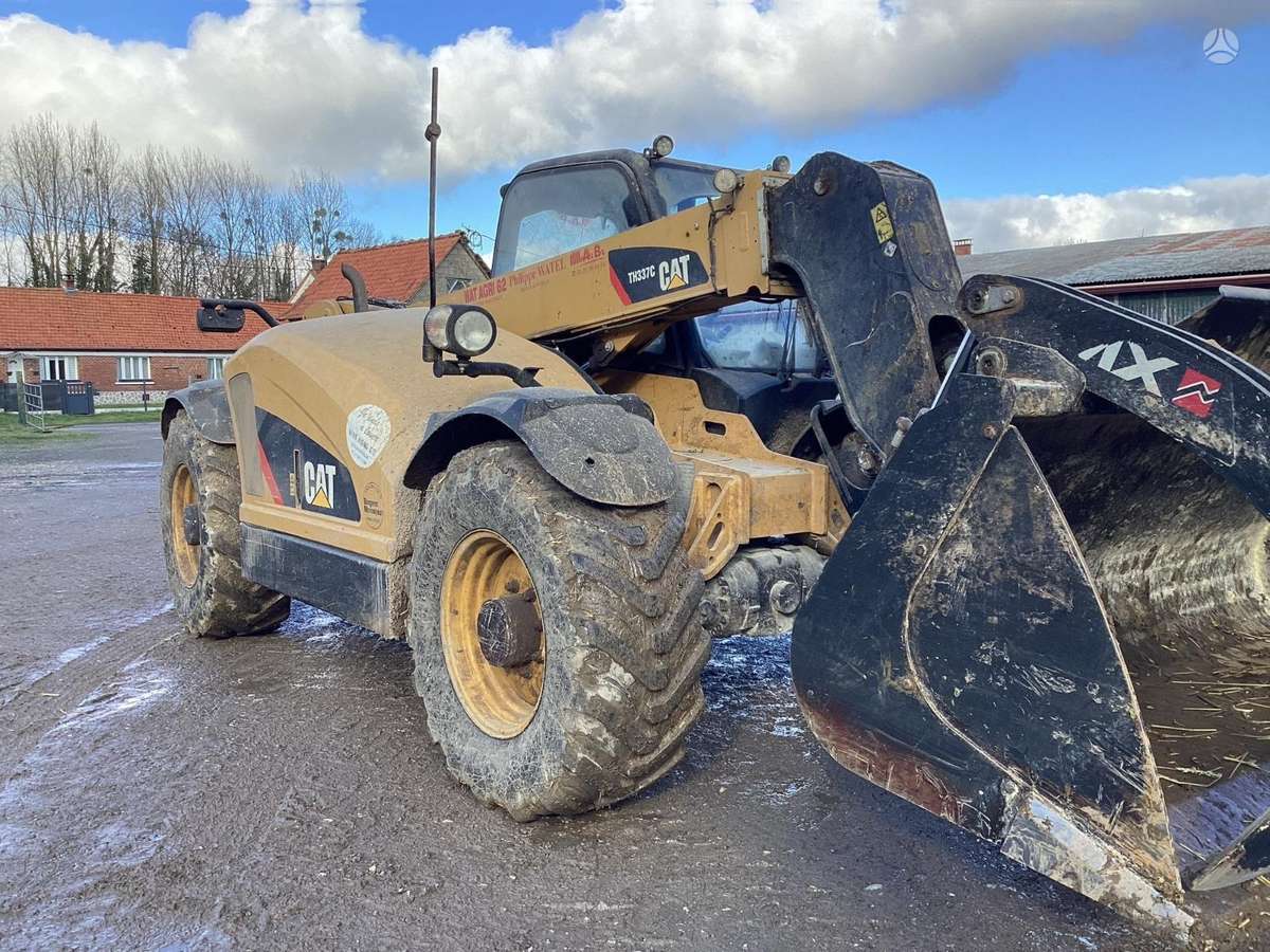 Caterpillar TH 337, самоходные погрузчики