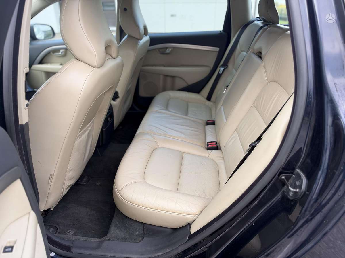Volvo V70, 2.4 l., wagon