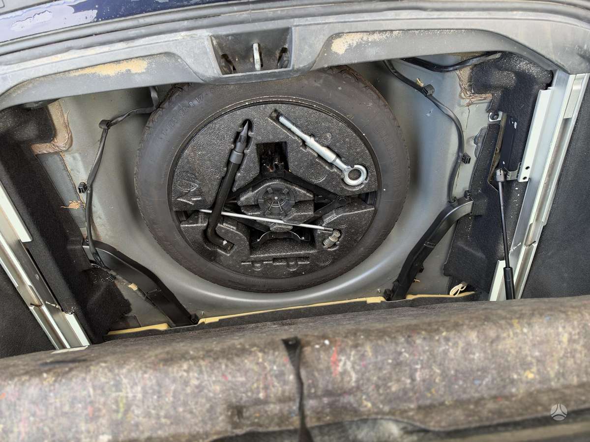 Volvo V70, 2.4 l., universalas