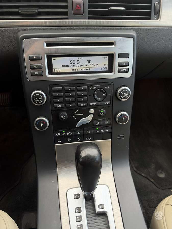 Volvo V70, 2.4 l., wagon