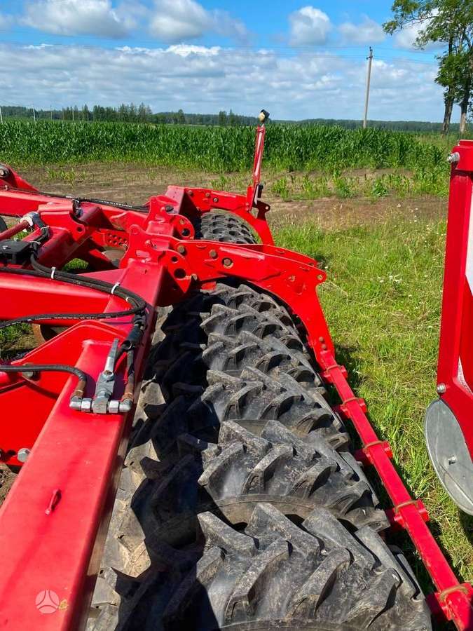 Horsch Tiger 4MT, kultivatoriai,akėčios