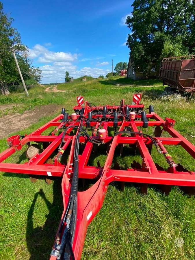 Horsch Tiger 4MT, kultivatoriai,akėčios