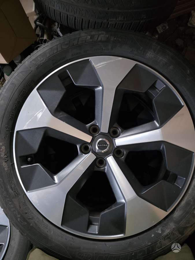 Volvo XC40, 32327146