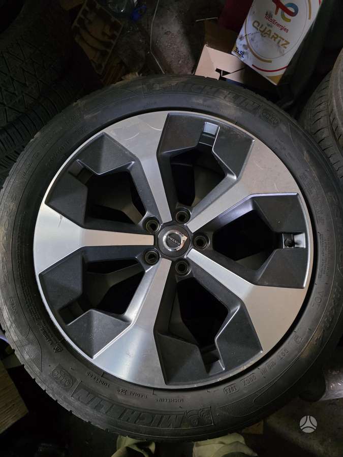 Volvo XC40, 32327146