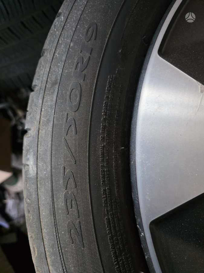 Volvo XC40, 32327146