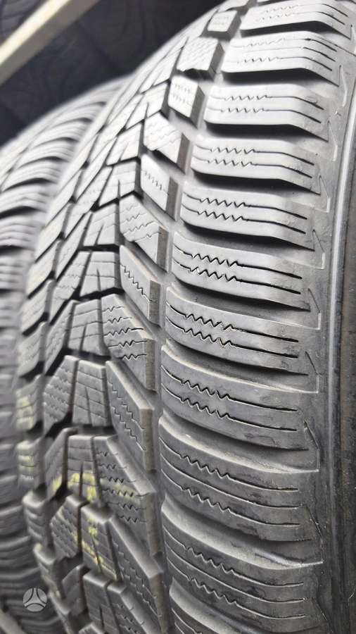 Hankook Winter Icept evo3, winter 215/65 R17