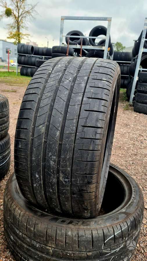 Pirelli P ZERO, летние 275/35 R19