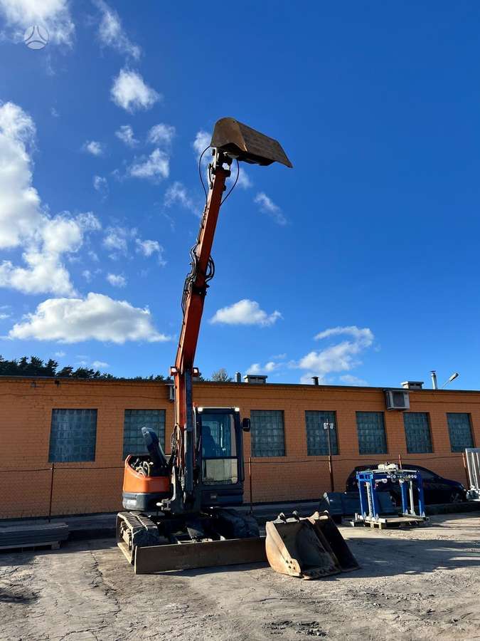Atlas AC90UF, excavator