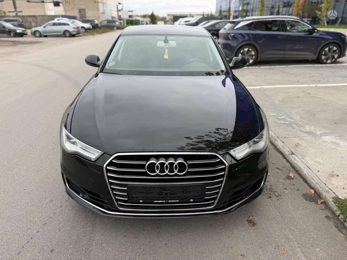 Audi A6, 2.0 l., Седан