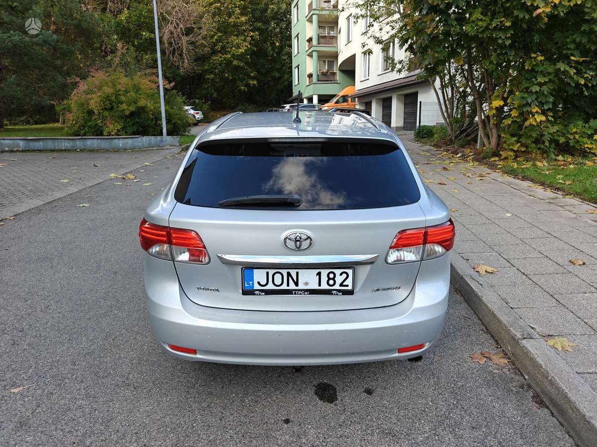 Toyota Avensis, 2.2 l., Универсал