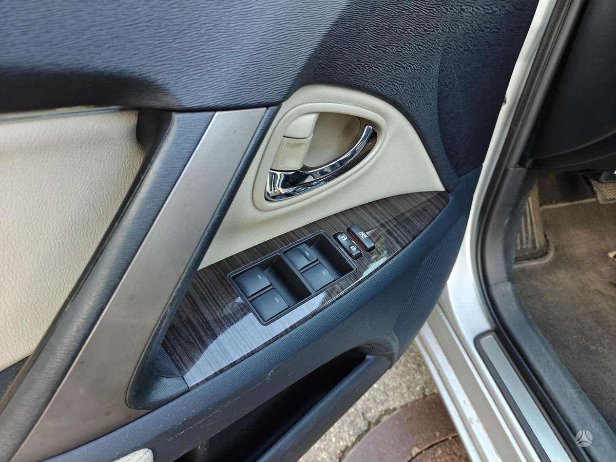 Toyota Avensis, 2.2 l., wagon