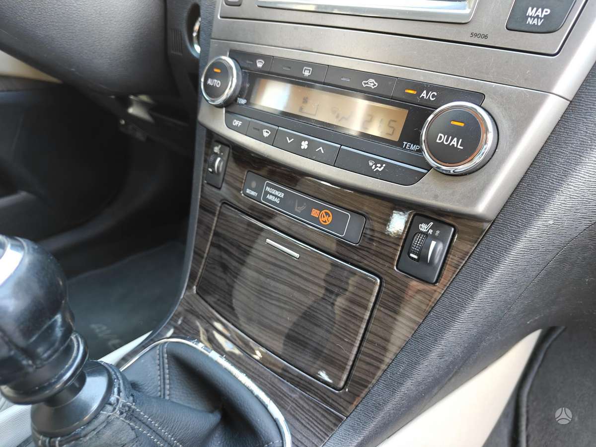 Toyota Avensis, 2.2 l., wagon