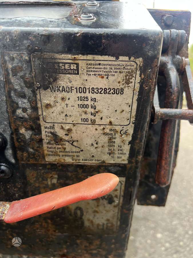 Kaeser M45, compressor