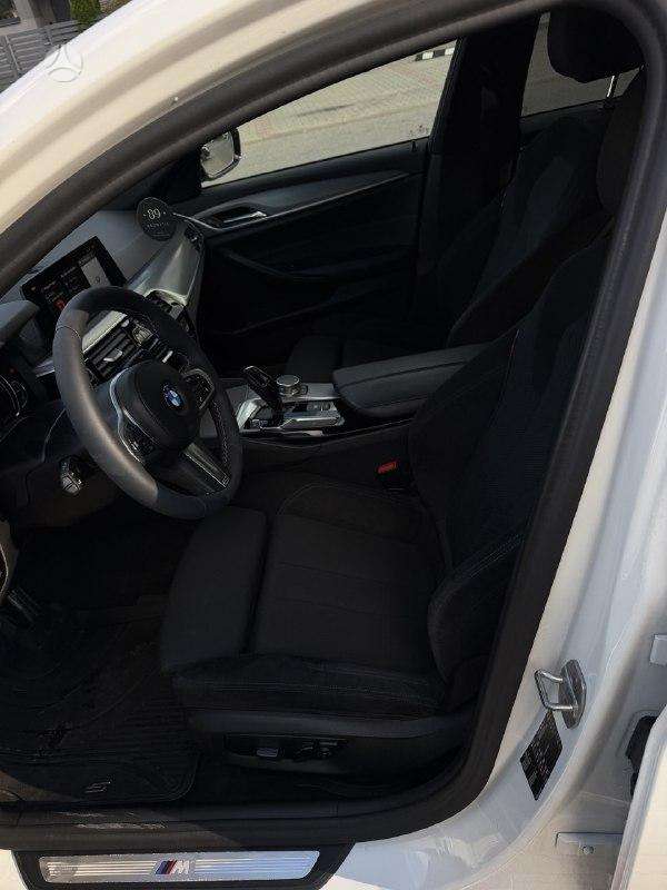 BMW 520, 2.0 l., Седан