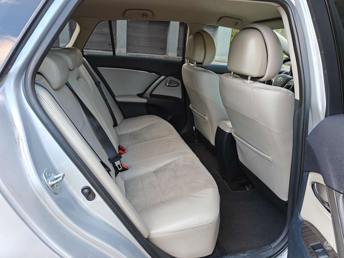 Toyota Avensis, 2.2 l., Универсал
