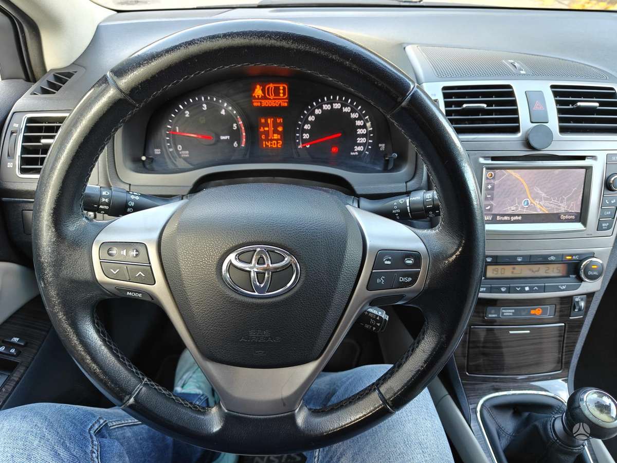 Toyota Avensis, 2.2 l., wagon