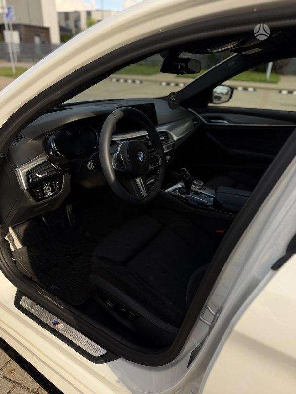BMW 520, 2.0 l., sedanas