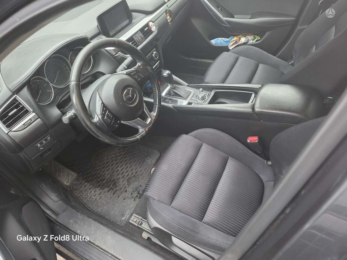 Mazda 6, 2.2 l., Седан