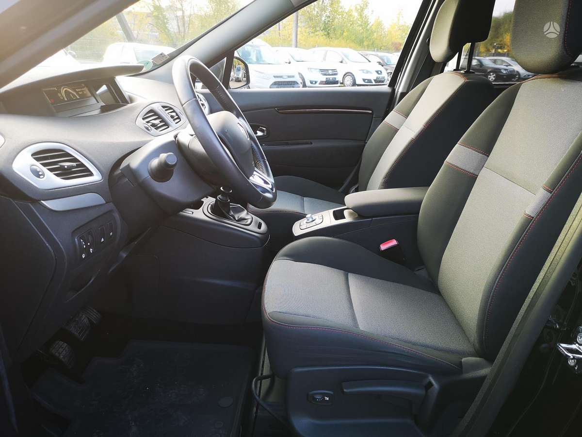 Renault Scenic, 1.2 l., Минивэн