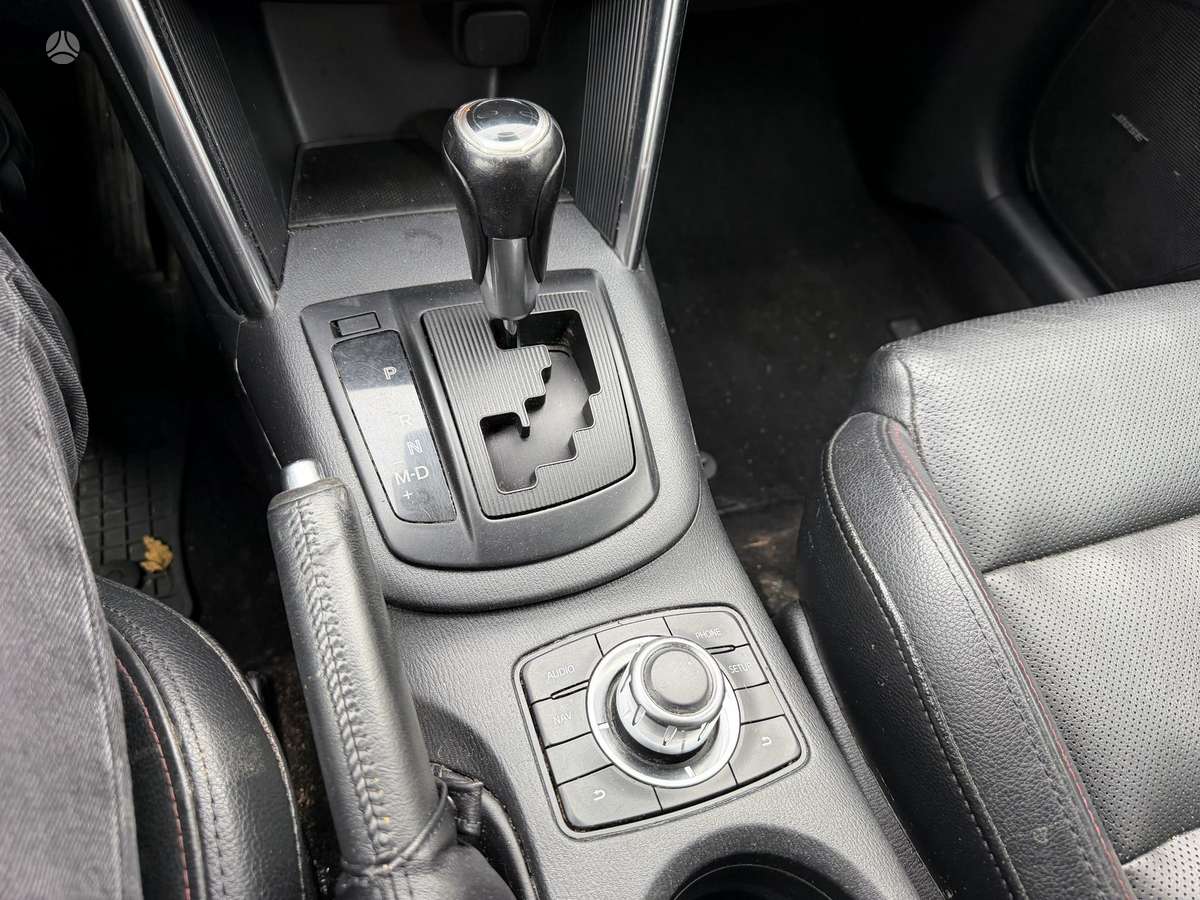 Mazda CX-5, 2.2 l., off-road / crossover