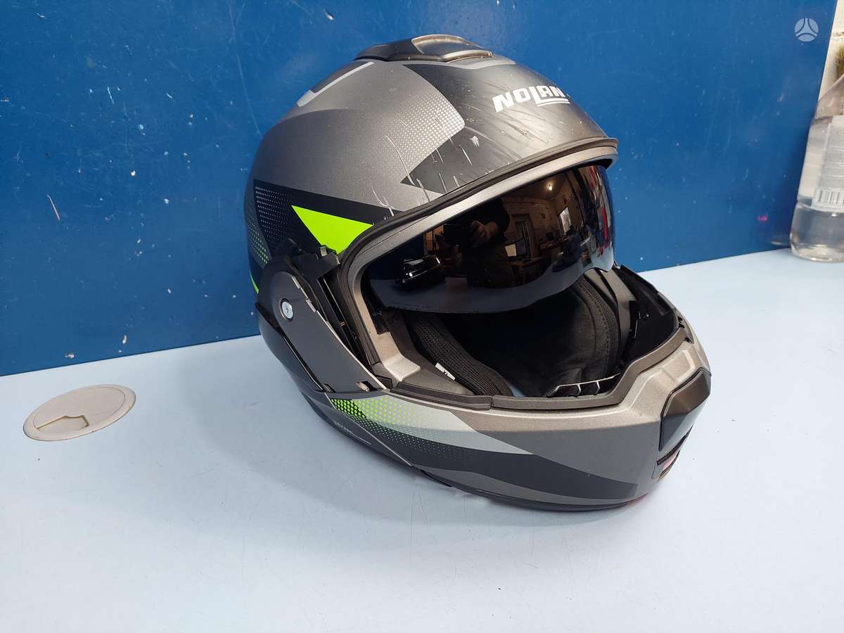 Nolan N120-1, modular / flip-up