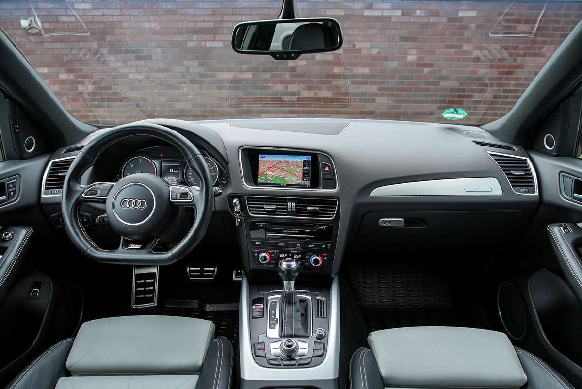 Audi SQ5, 3.0 l., off-road / crossover