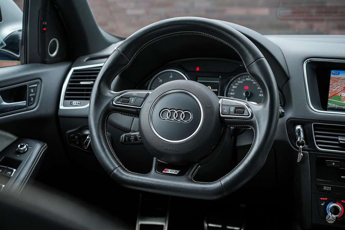 Audi SQ5, 3.0 l., Внедорожник / Кроссовер
