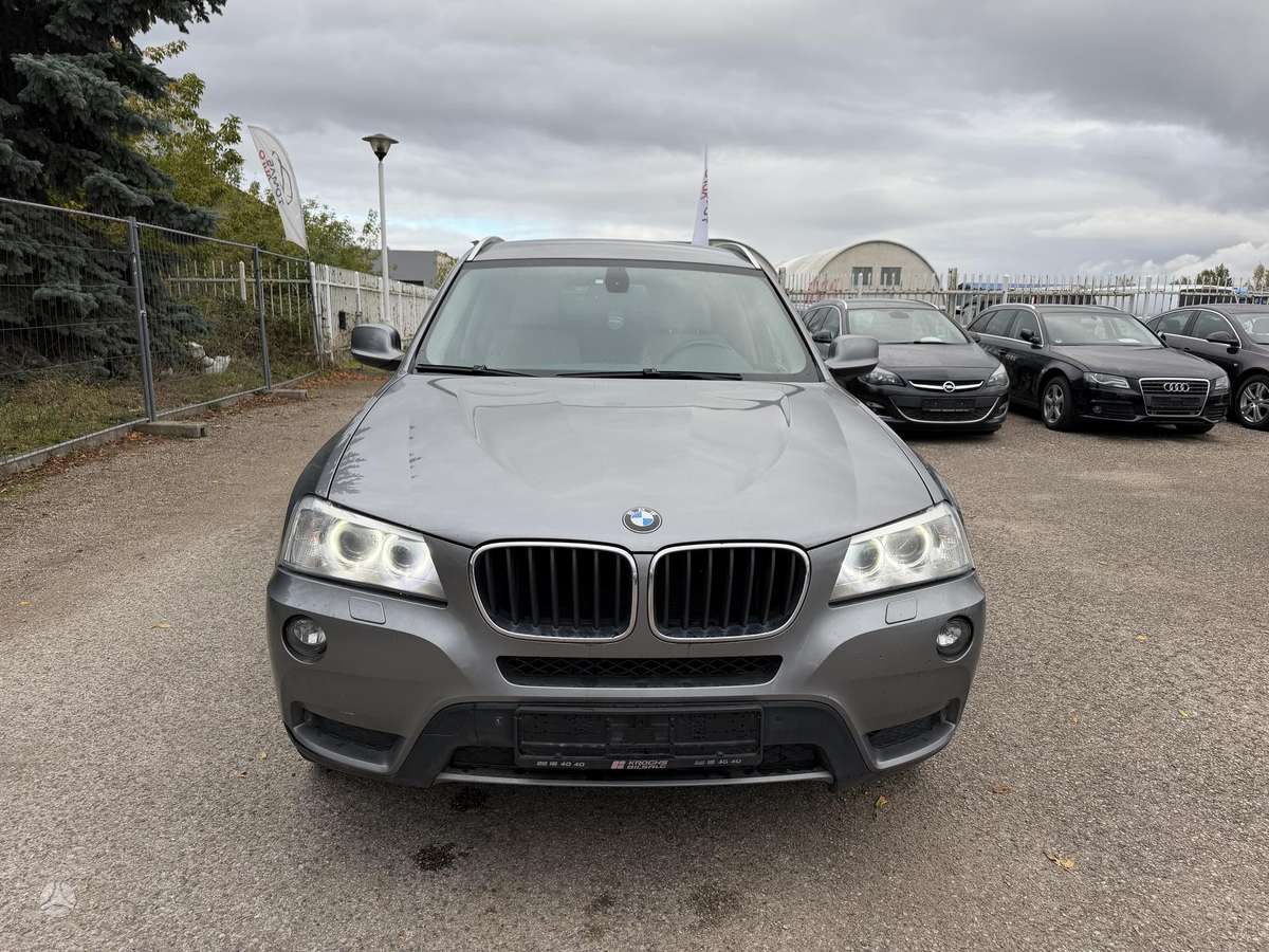 BMW X3, 2.0 l., off-road / crossover