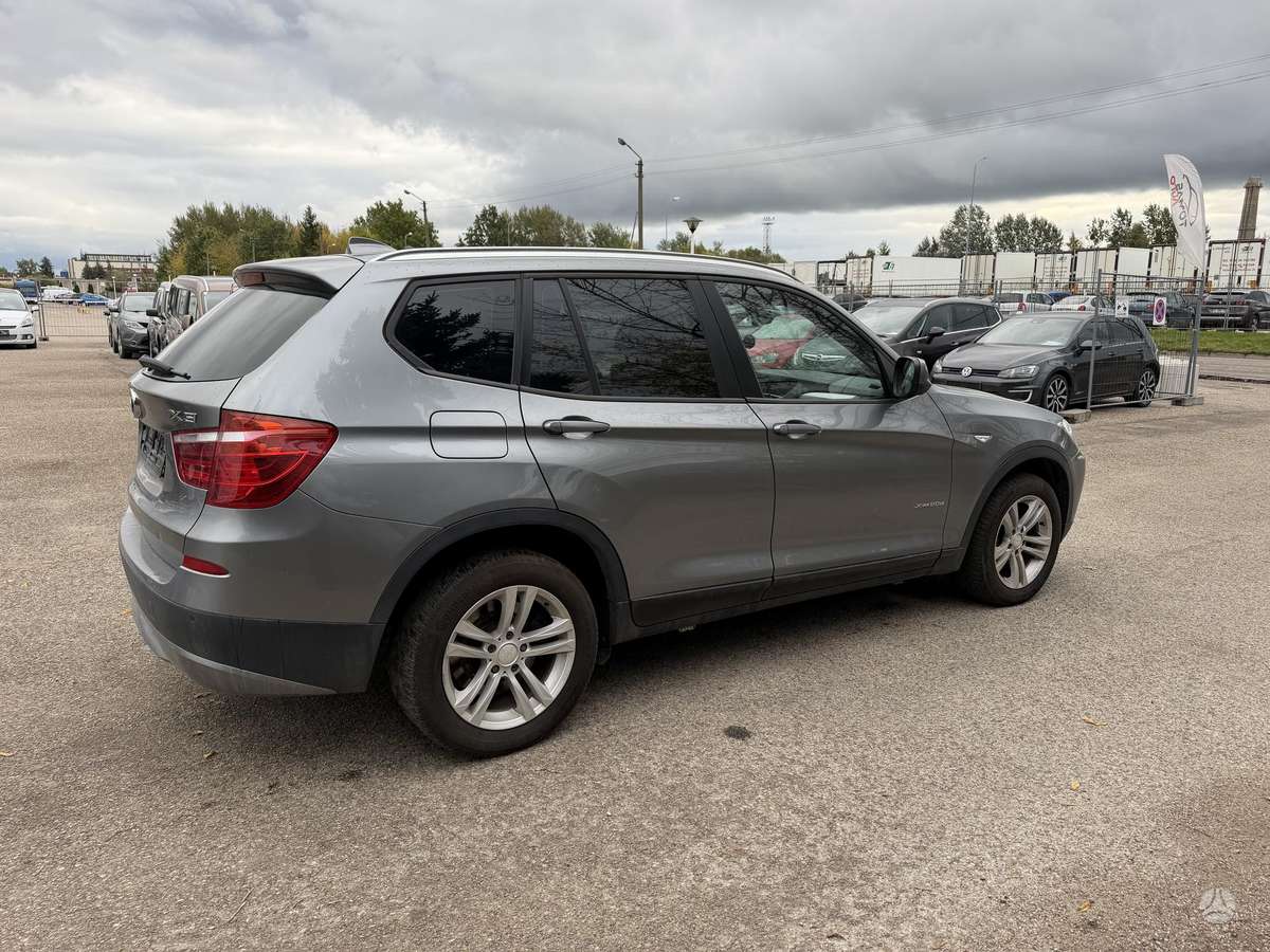 BMW X3, 2.0 l., Внедорожник / Кроссовер