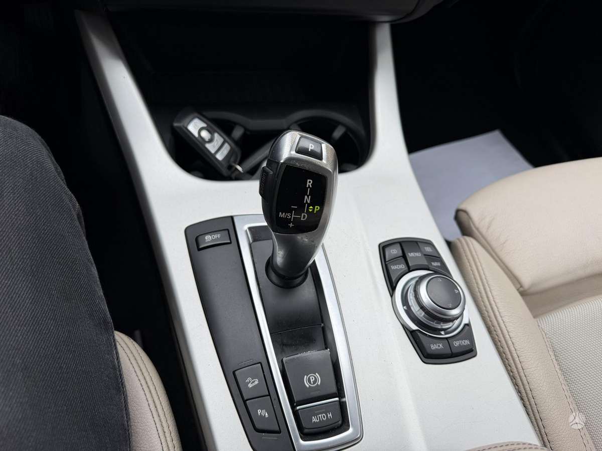 BMW X3, 2.0 l., Внедорожник / Кроссовер