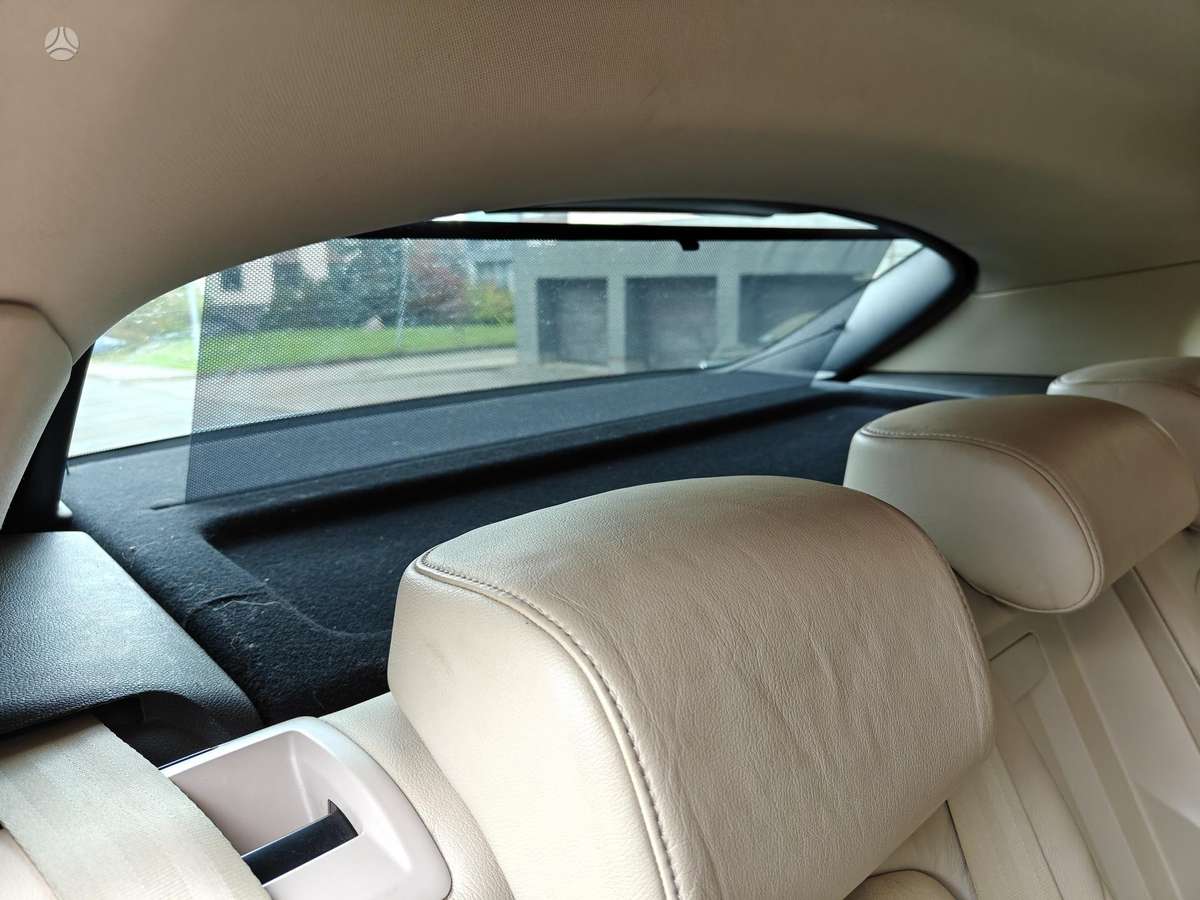Skoda Superb, 2.0 l., Седан