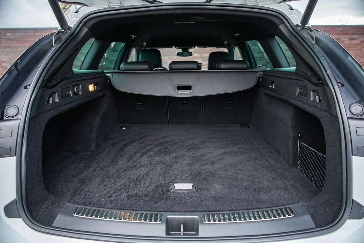 Opel Insignia, 1.6 l., Универсал